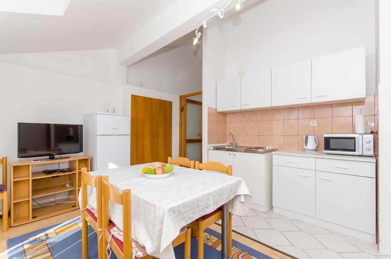Apartments Zoran Drvenik  Exterior foto