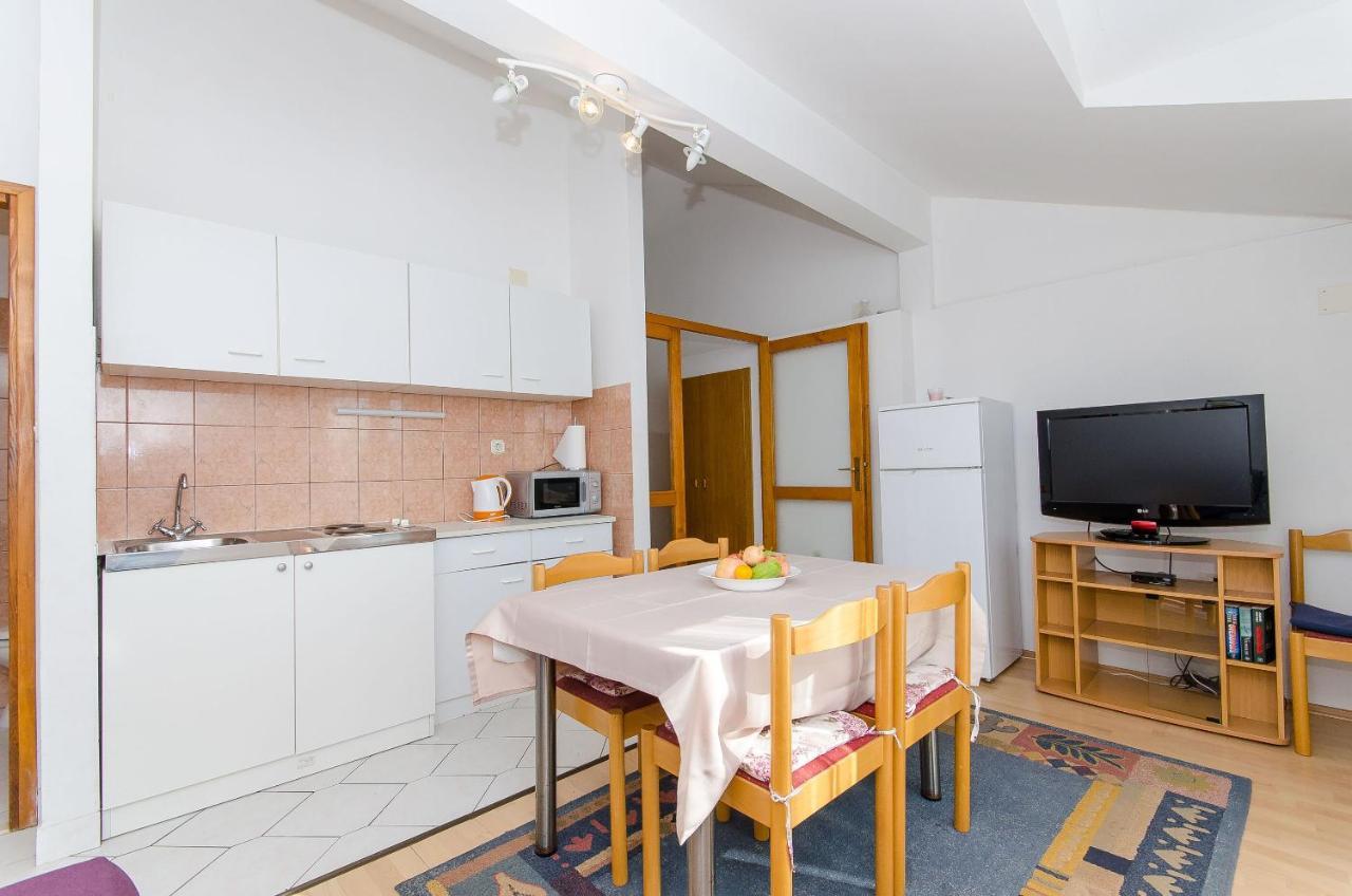Apartments Zoran Drvenik  Exterior foto